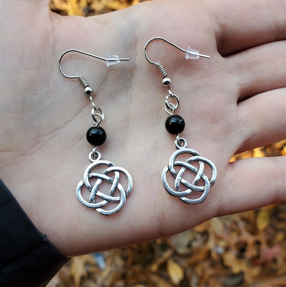 NWOT Silver Celtic Bead Drop Earrings - Picture 2 of 6